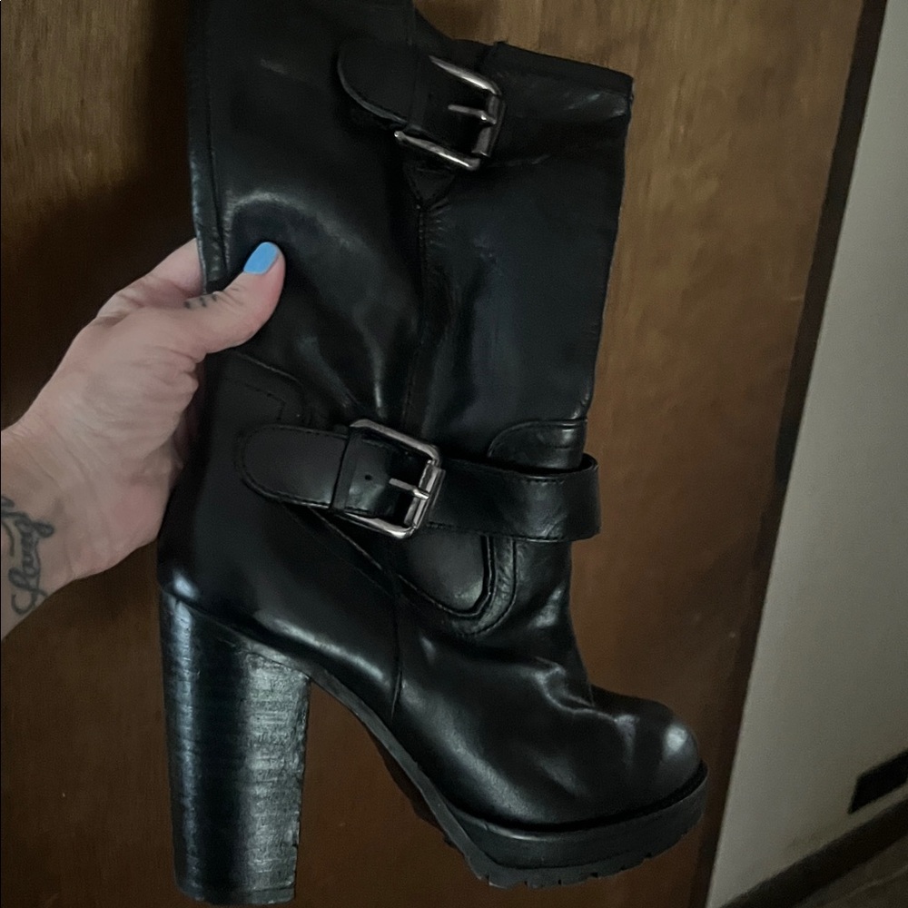 Mid calf ,Cute boots